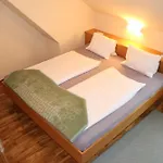 Kraker Aparthotel Presseggersee