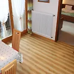 Kraker 公寓式酒店 3*