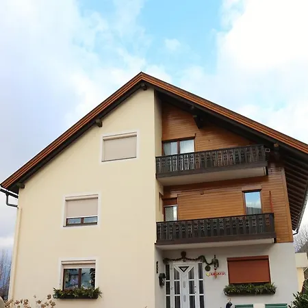 Kraker 아파트호텔