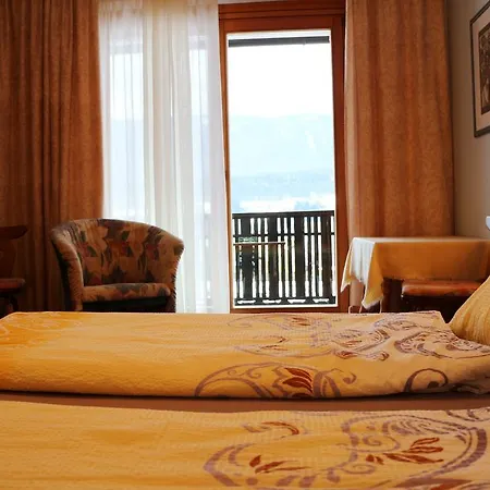 Aparthotel Kraker 3*