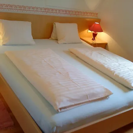 Kraker Aparthotel Presseggersee